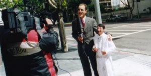 Com Cláudio Chirinian, o ET, com quem formou dupla por acaso no programa de Ratinho - Foto Internet