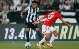 Janderson entrou bem contra o Internacional e participou de dois dos três gols - Foto Botafogo