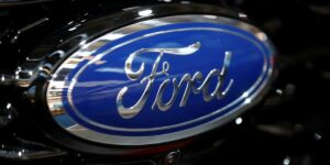 Imagem do post Descanse em paz: Ford confirma fim de carro amado em 2023 após anos, e notícia cai como bomba