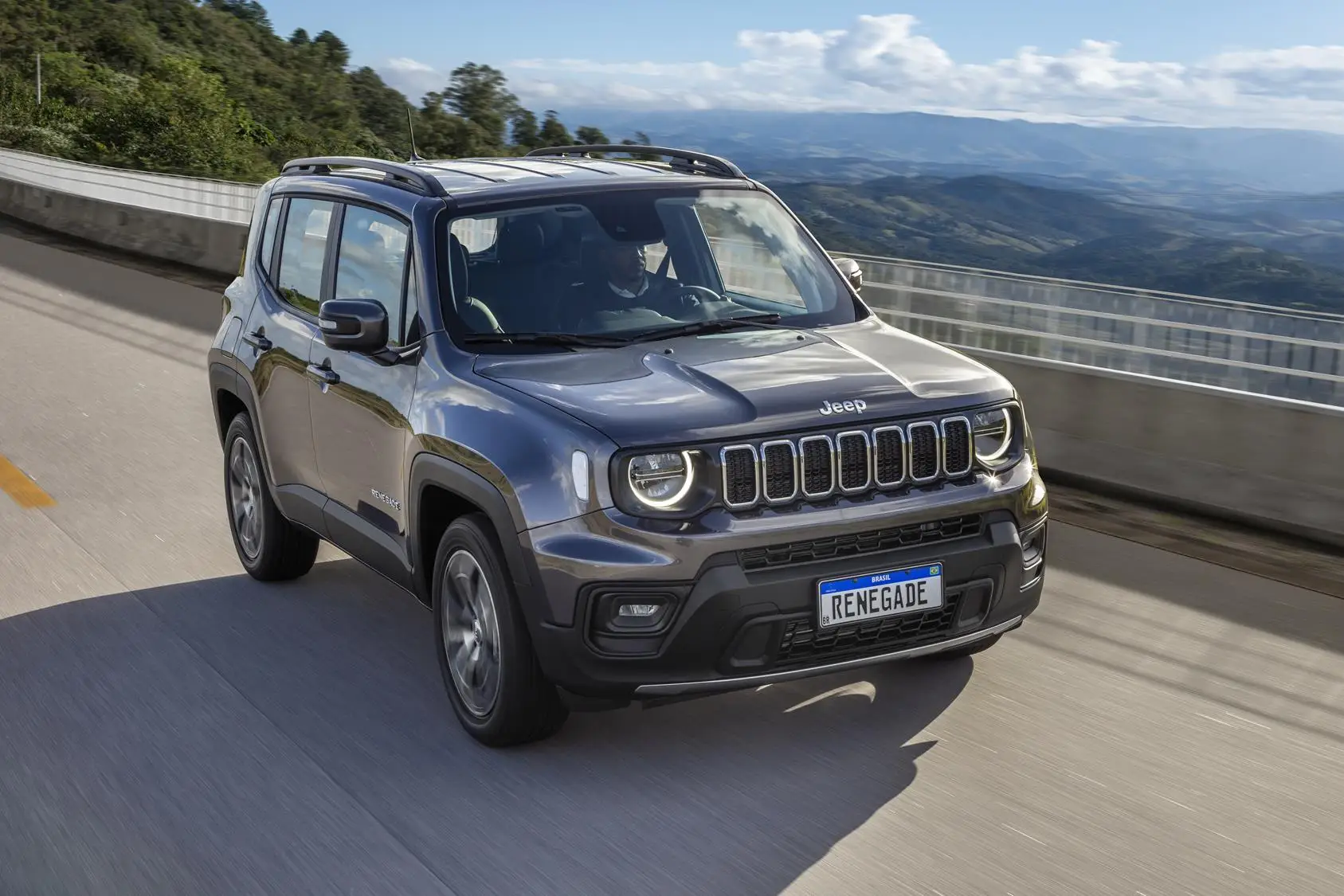 Jeep Renegade 1.3 Sport. Foto: Reprodução/Internet