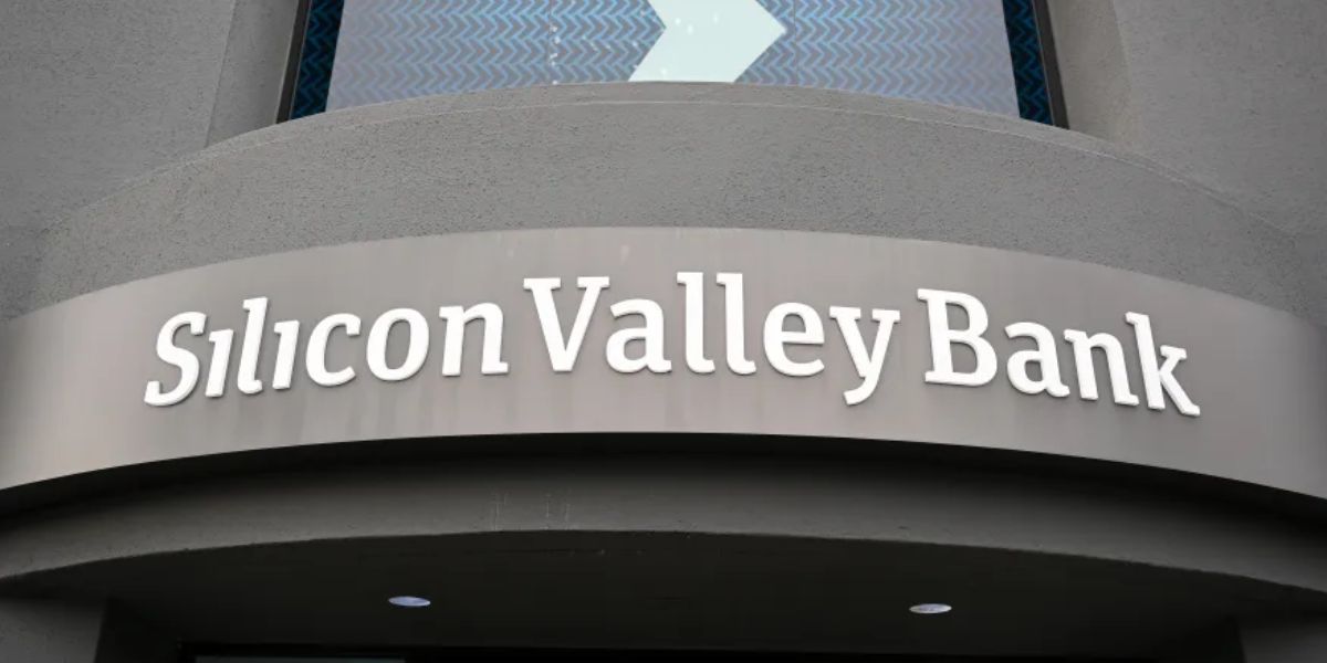 Silicon Valley Bank se tornou a segunda maior quebra de bancos no Estados Unidos (Reprodução: Internet)