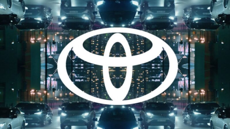 Toyota faz SUPER LANÇAMENTO de carro com PRECINHO - Foto: Internet