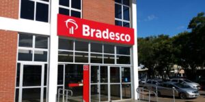 Imagem do post “Imediatamente”: O fechamento de agência enorme do Bradesco por obrigação e comunicado oficial