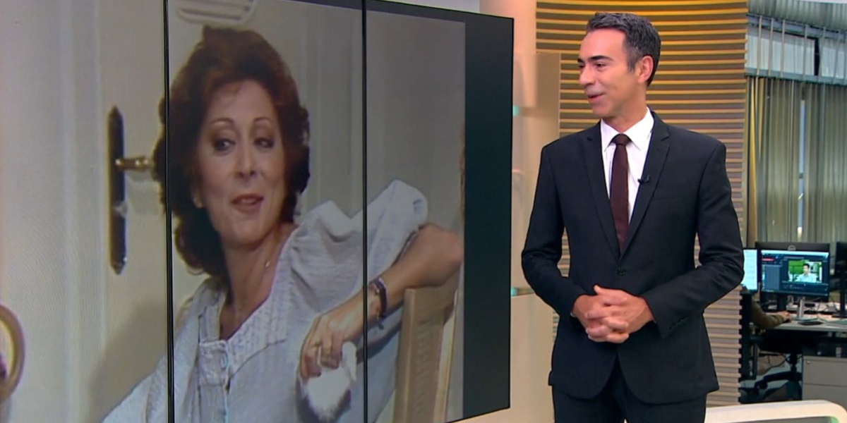 César Tralli se emocionou com despedida de Aracy Balabanian (Foto: Reprodução/TV Globo)