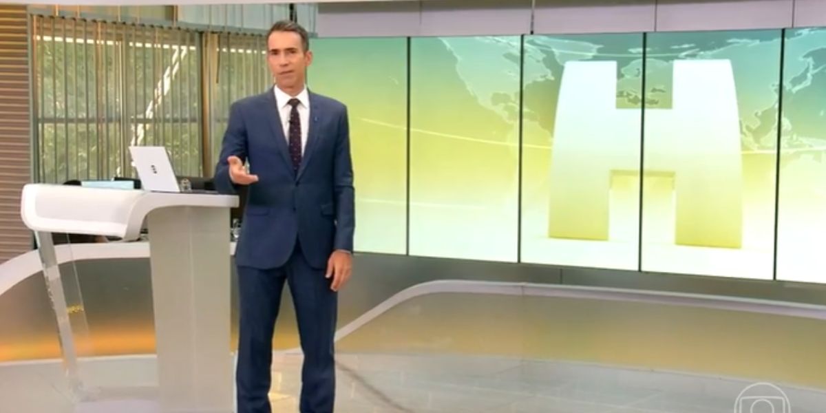 Ao vivo na GloboNews, César Tralli fica em choque ao ouvir