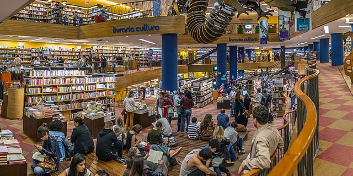 Icônica loja da Livraria Cultura no Conjunto Nacional (Foto: Reprodução/Wikipedia)