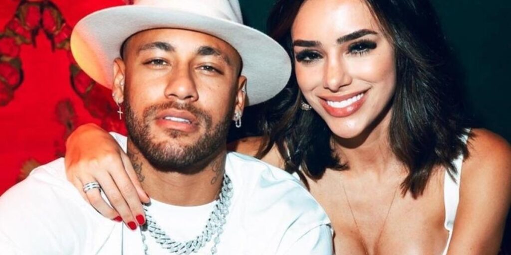 Neymar e a atual namorada, Bruna Biancardi (Foto: Reprodução / Instagram)