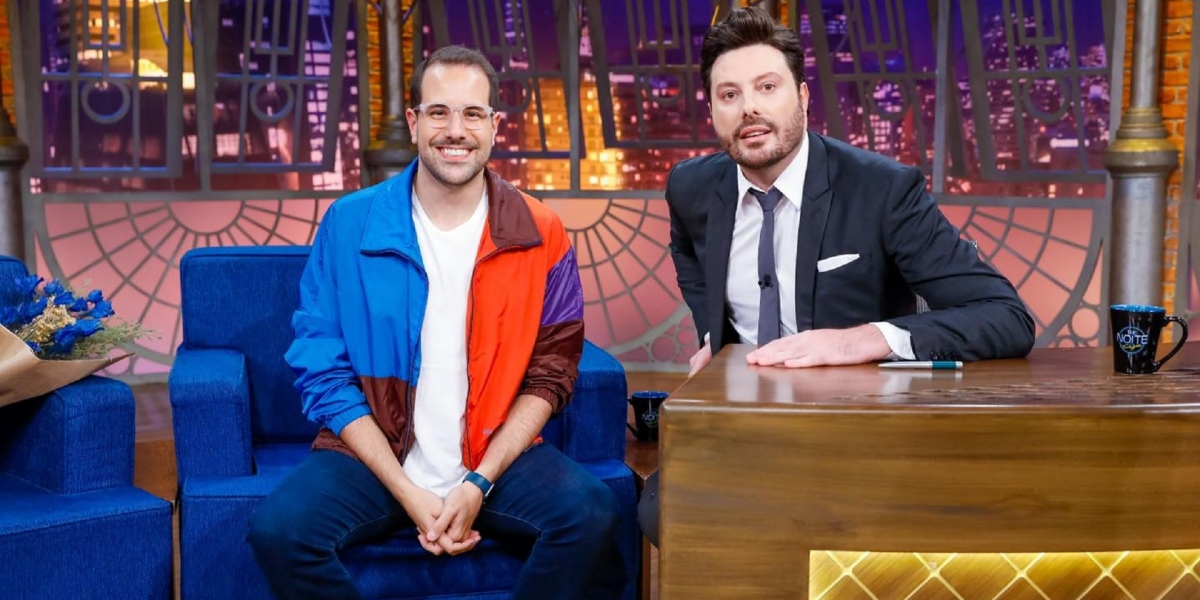 Paulo Mathias com Danilo Gentili no "The Noite" (Foto: Divulgação/SBT)