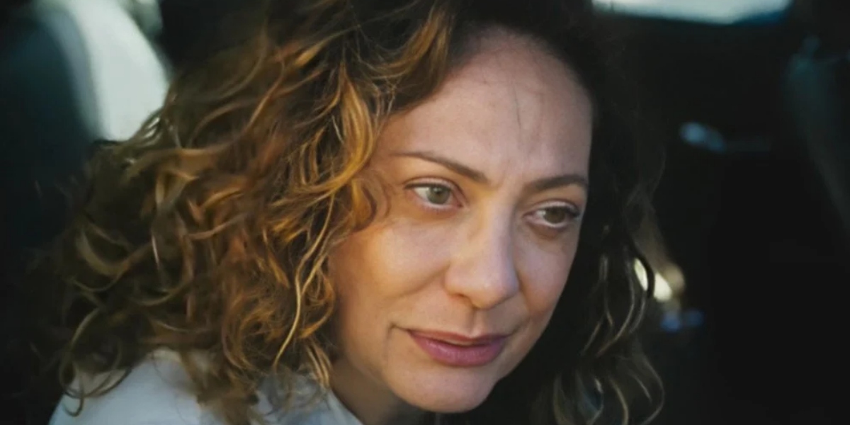 Agatha (Eliane Giardini) em "Terra e Paixão" (Foto: Reprodução/TV Globo)