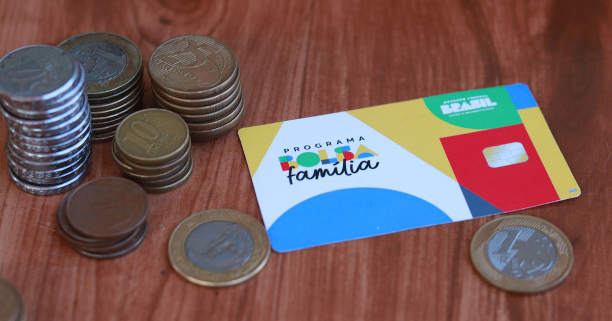 Bolsa Família também será impactado com o novo valor do salário mínimo (Foto Reprodução/Internet)