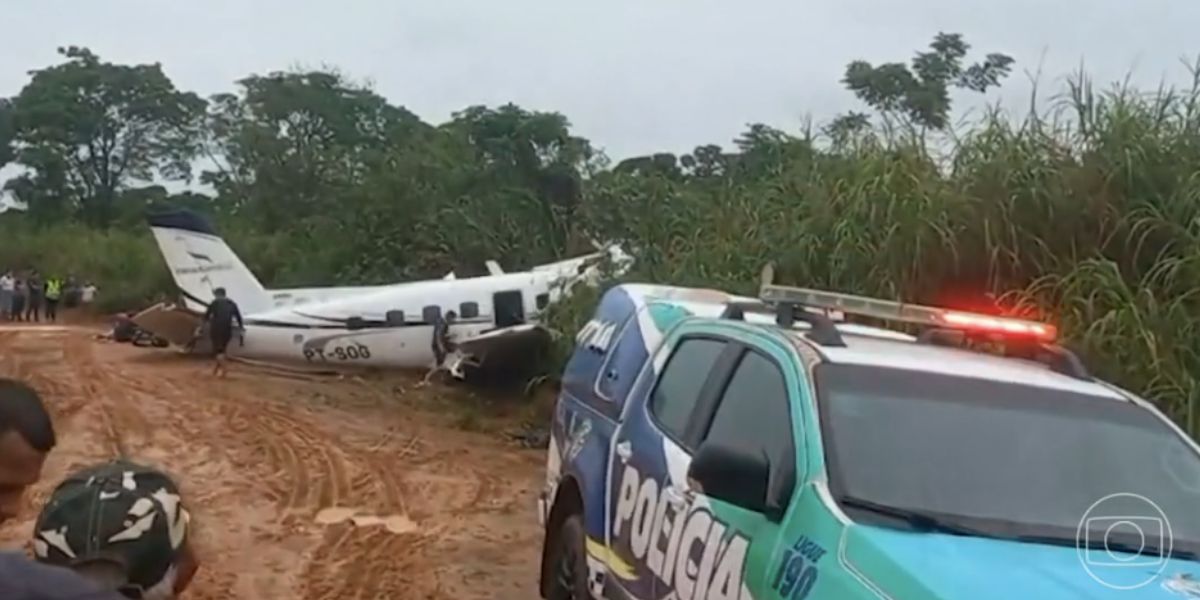 Acidente de avião (Foto: Reprodução / Globo)