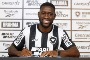 Botafogo anuncia a contratação do zagueiro angolano Bastos - Reprodução Internet