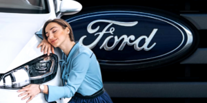 Carro da Ford tem volta confirmada (Foto Reprodução/Montagem/Tv Foco)