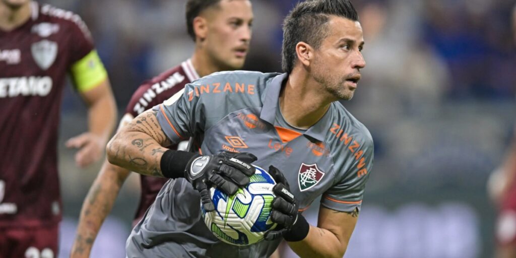 Fábio, goleiro do Fluminense na mira do Cruzeiro (Imagem Reprodução Internet)