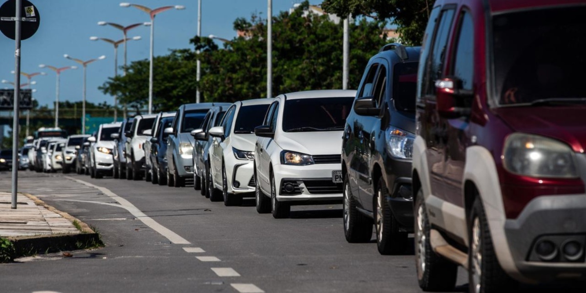Motoristas comemoram a redução do valor do IPVA (Imagem Reprodução Internet)