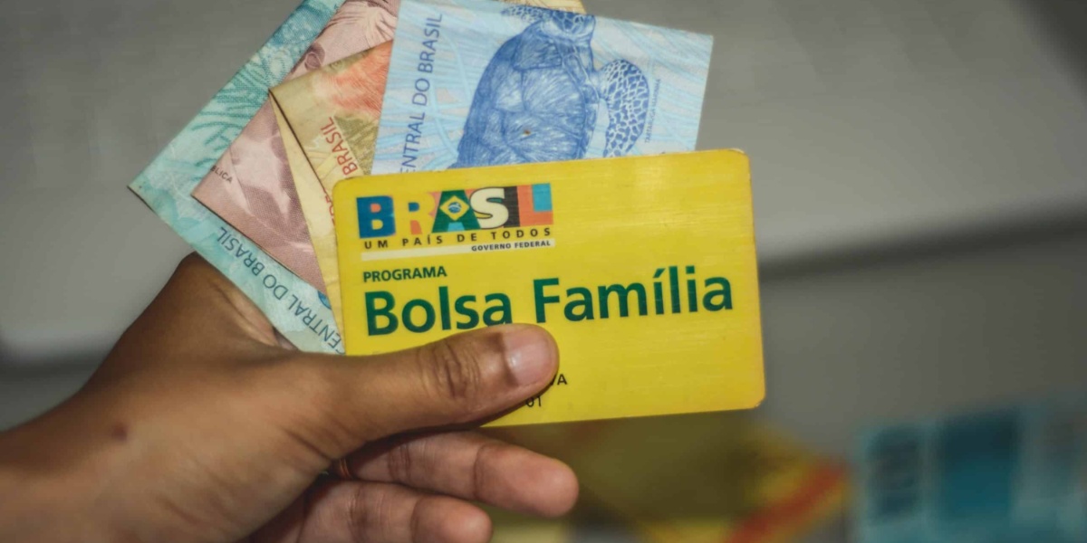 Governo anuncia antecipação de pagamento do Bolsa Família (Imagem Reprodução Internet)