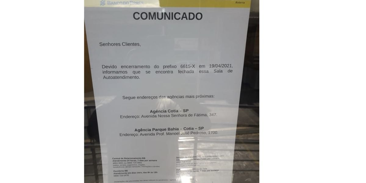 Comunicado na agência do Banco do Brasil (Foto: Reprodução / Jornal Cotia Agora)