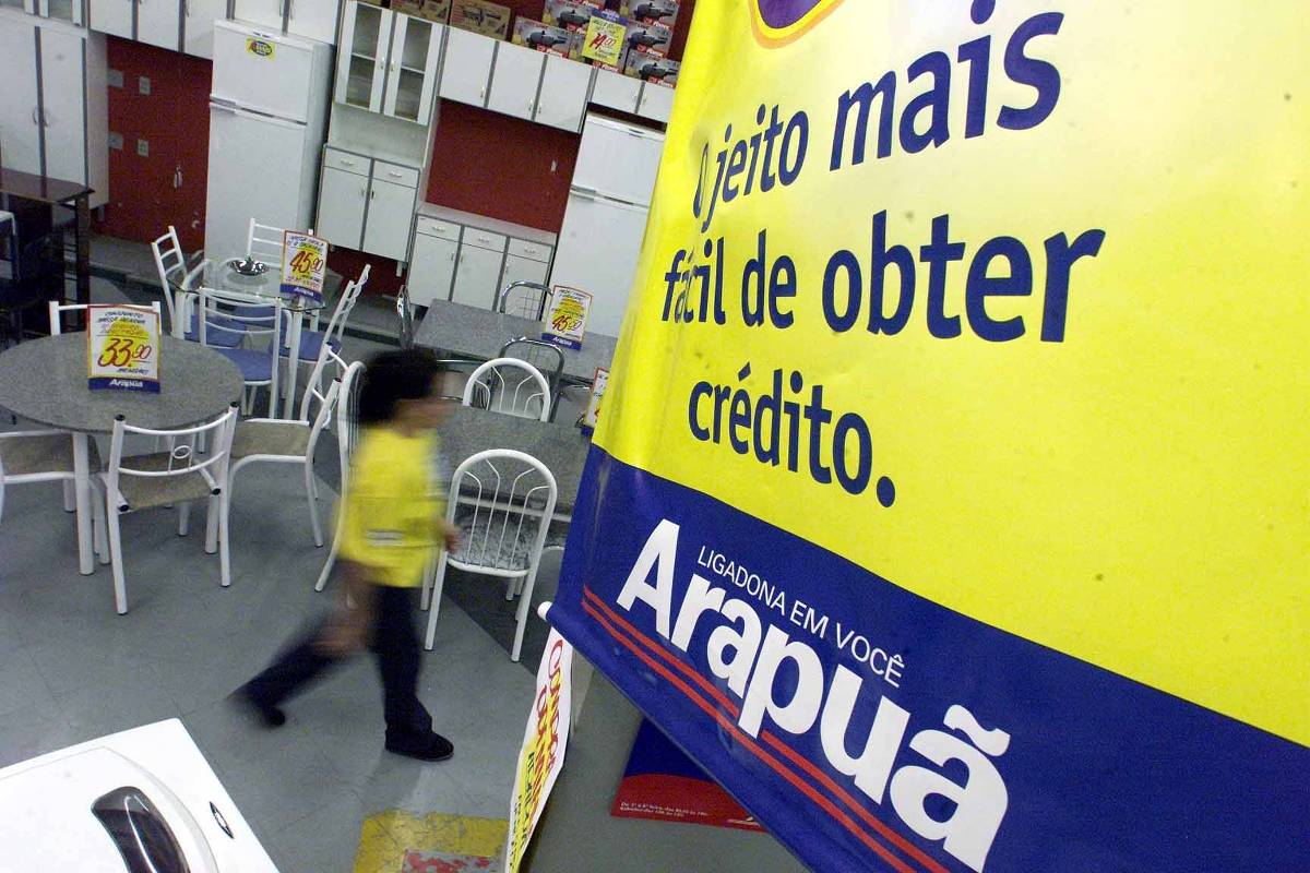 Rede de Lojas Arapuã (Foto: Reprodução, Jornal Globo)