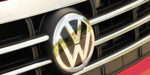 Volkswagen dá péssima notícia, acaba de promover demissão em massa de funcionários - Foto: Internet