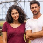 Aline (Bárbara Reis) e Caio (Cauã Reymond) em 