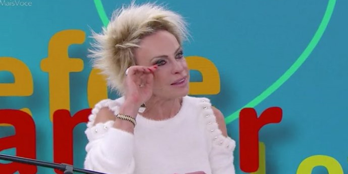 Ana Maria perdeu o chão com notícia recebida nos estúdios da Globo (Foto: TV Globo)