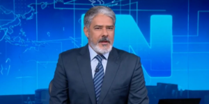 Bonner para o Jornal Nacional com anúncio de nova lei do salário mínimo e aumento já tem data pra chegar (Reprodução/Internet)