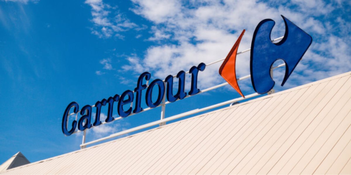 Estouro de cofres de supermercado para tomar lugar do Carrefour (Reprodução: Internet)