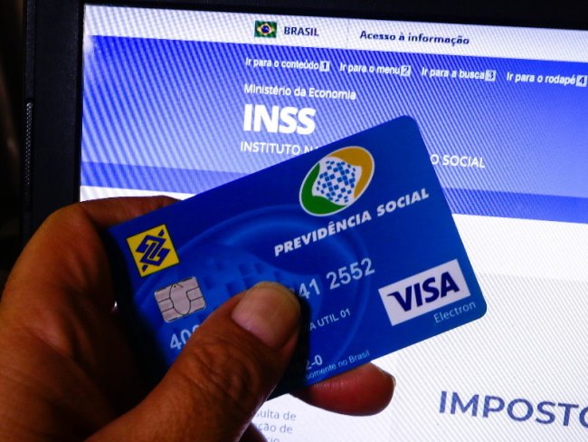 "Prejuízo": A notícia devastadora do INSS para quem quer se aposentar em 2023 confirmada por Bonner no JN (Reprodução/Internet)