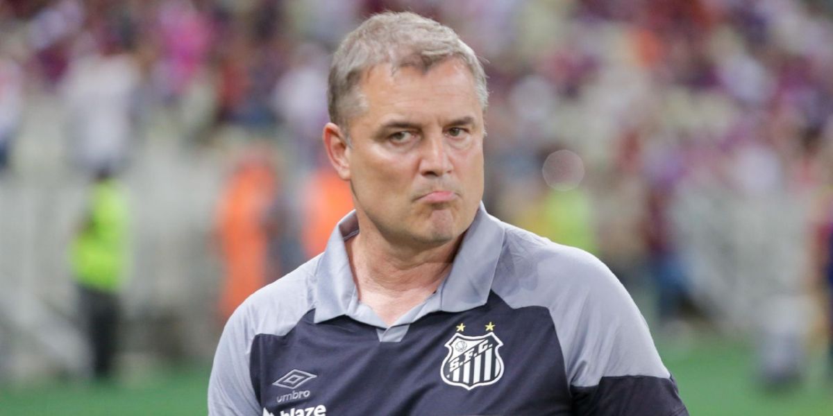 Aguirre não é mais treinador do Santos (Reprodução: Internet)