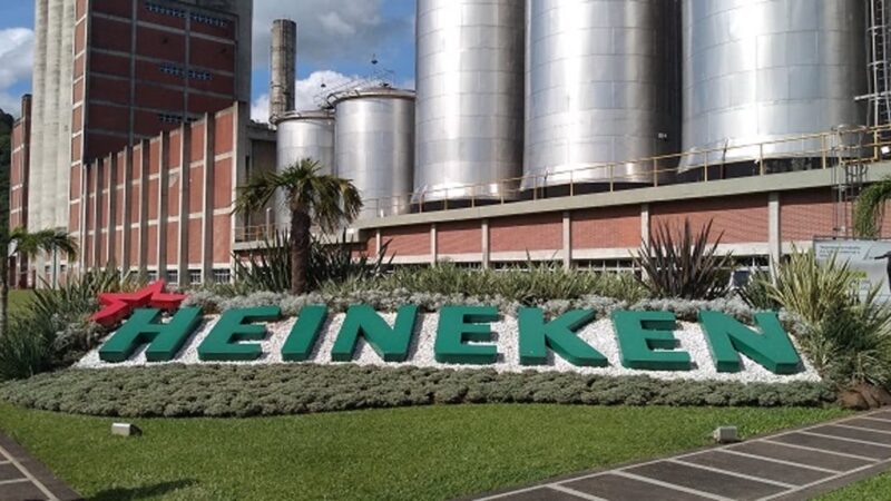 Heineken estourou seus cofres para comprar cervejaria rival (Foto: Reprodução Internet)