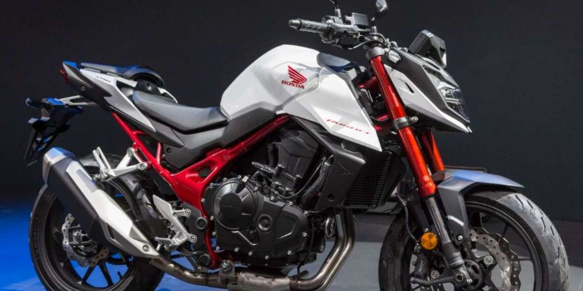 Honda CB750 deve ter os inícios das vendas no início de 2024 (Reprodução: Internet)