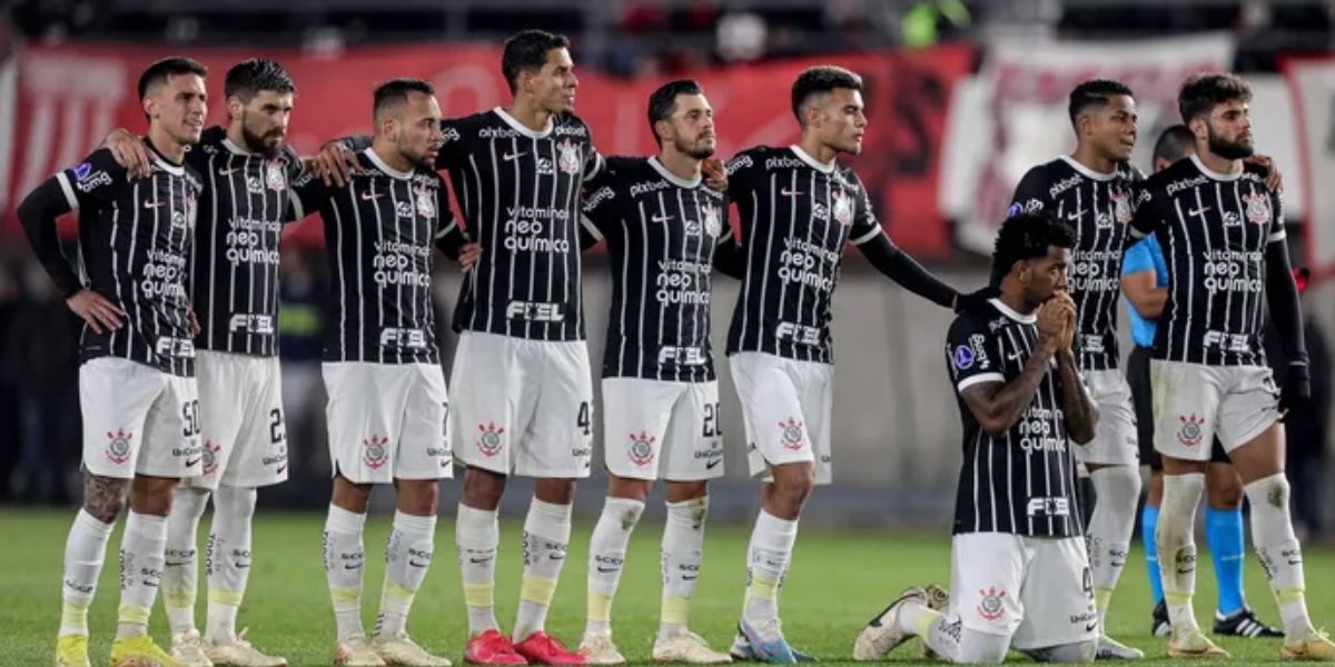 Elenco Corinthians - (Foto: Internet)