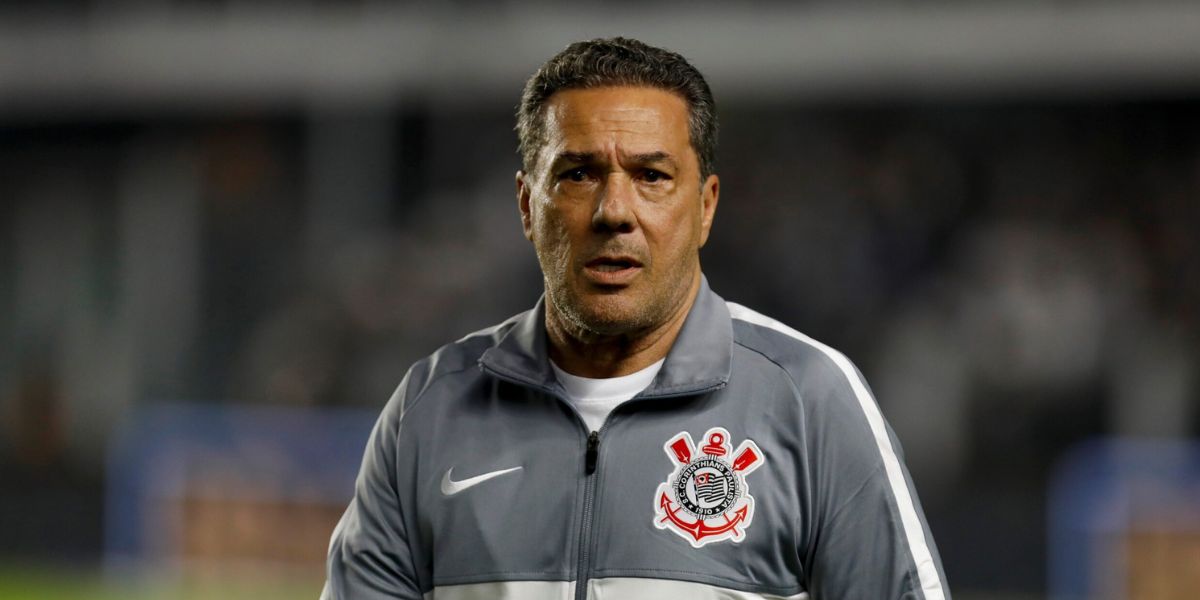 Luxemburgo está bambeando no Timão - (Foto: Internet)