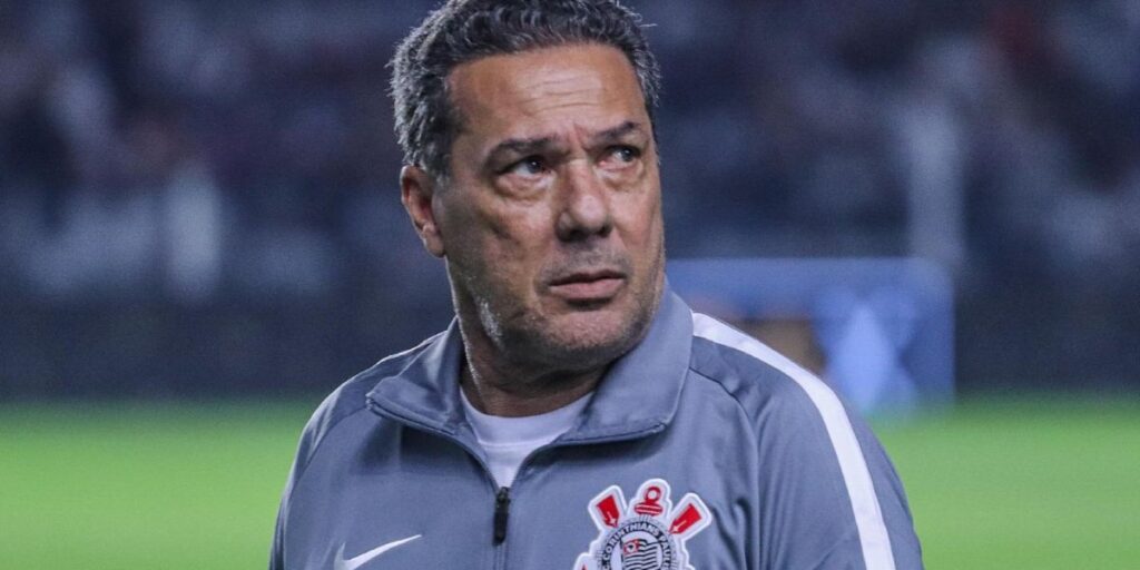 Vanderlei Luxemburgo não é masi técnico do Corinthians - (Foto: Internet)