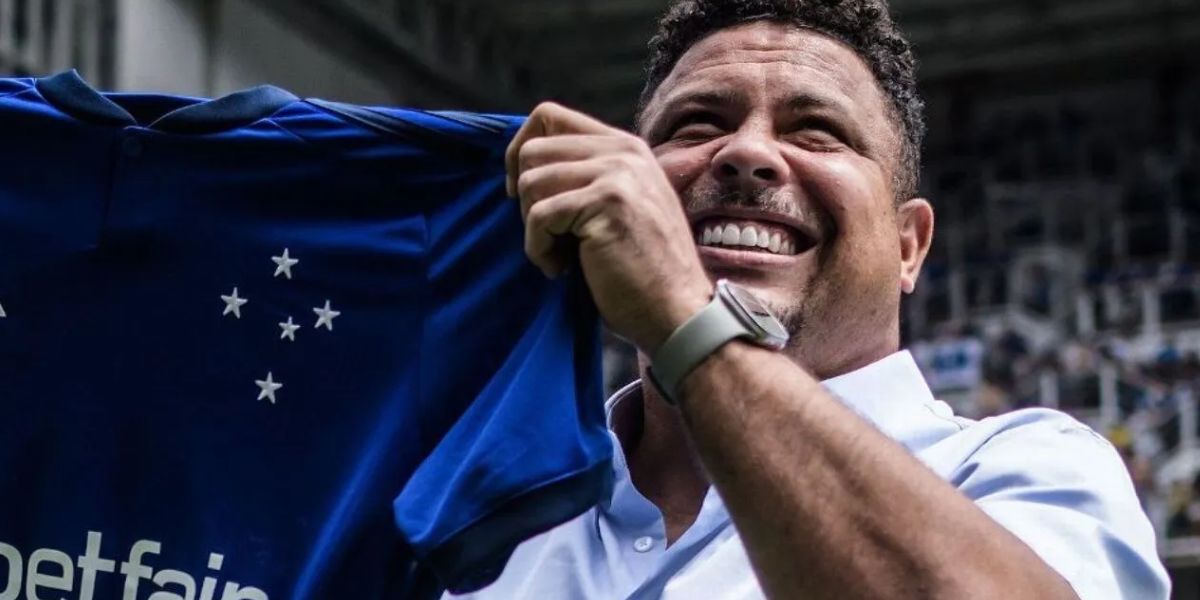 Ronaldo quando comprou o Cruzeiro - (Foto: Internet)