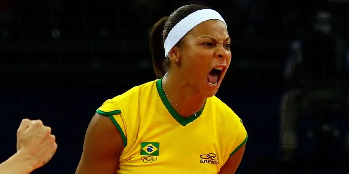 Walewska jogando pela Seleção Brasileira - (Foto: Internet) 