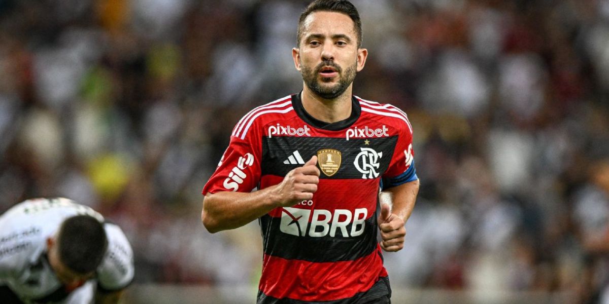 Everton Ribeiro desperta o interesse do Grêmio - (Foto: Internet)