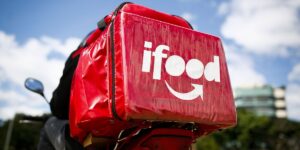 Surreal: Acaba de vazar o SALÁRIO hoje (27) de um entregador do Ifood por 8 horas de trabalho (Reprodução/Internet)