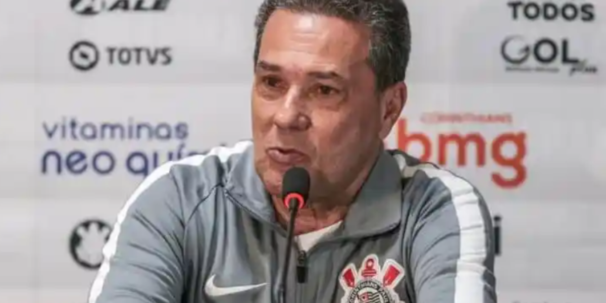 Luxemburgo no Corinthians (Foto: AGIF)