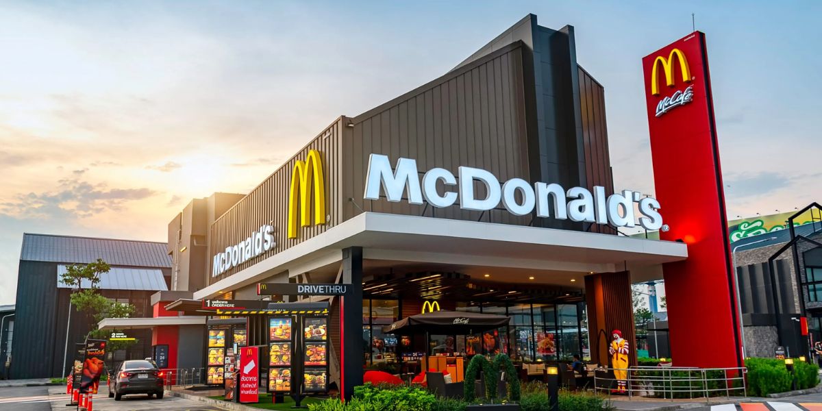 McDonald's é uma das principais redes de fast-food do mundo inteiro (Reprodução: Internet)