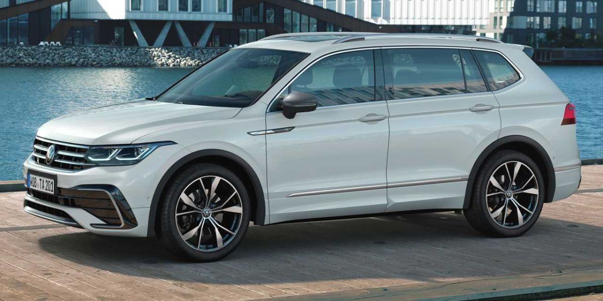 O Tiguan Allspace vai retornar ao Brasil, depois de sair de linha em 2021 (Reprodução: Internet)