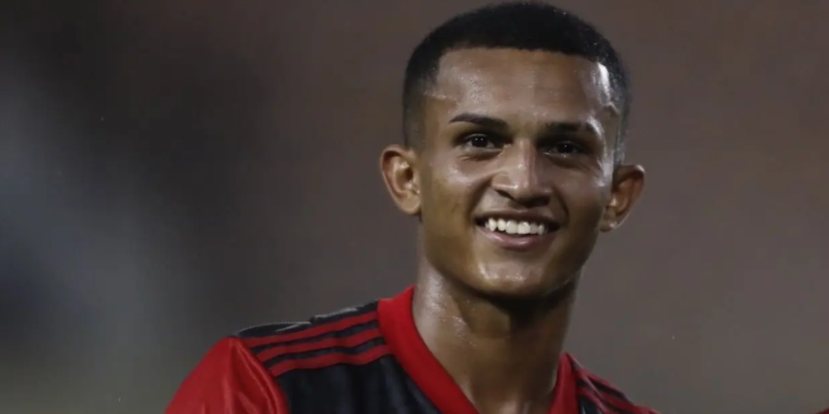 Wesley, lateral do Flamengo (Foto: Internet)