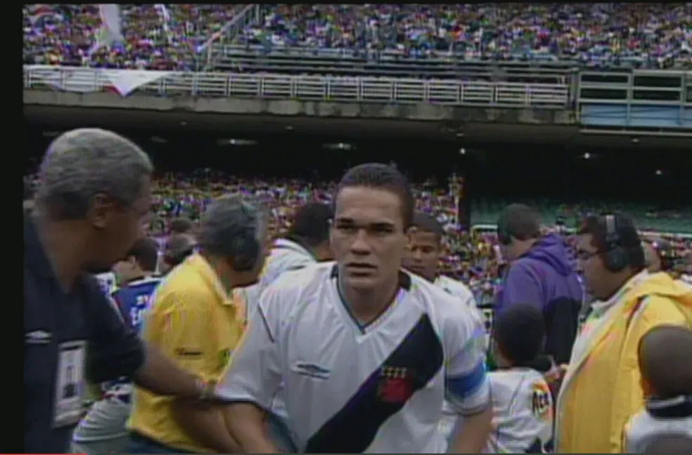 Alex foi campeão carioca pelo Vasco em 2003 - Foto Reprodução GloboNews