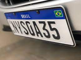 Atualmente está em vigor as placas Mercosul - Foto Internet