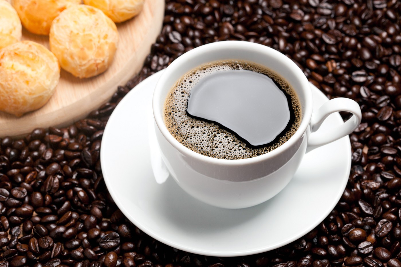 Xicara e grãos de café (Foto: Reprodução, ALMG)