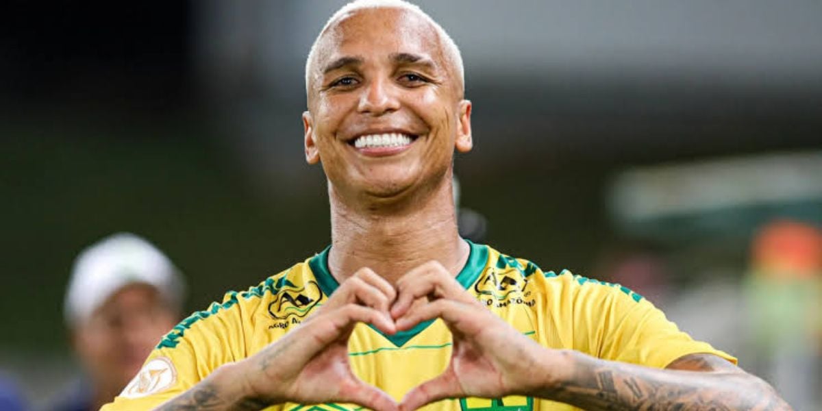 Deyverson, ex-atacante do Palmeiras (Foto - Montagem TV Foco)