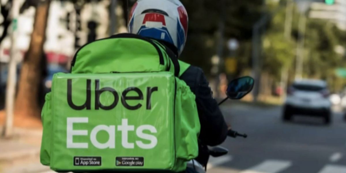 Entregador Uber Eats (Foto: Reprodução / Internet)