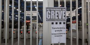 Greve no metrô - (Reprodução Internet)