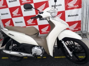 Honda Biz é uma ótima opção para quem busca uma moto com o preço justo - Foto Internet