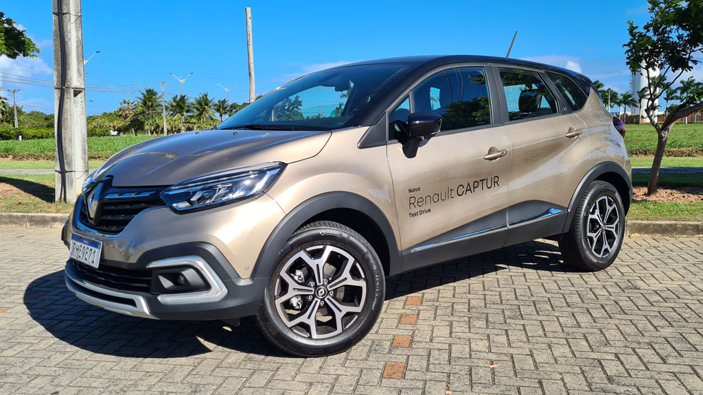 Renault Captur (Reprodução/Internet)